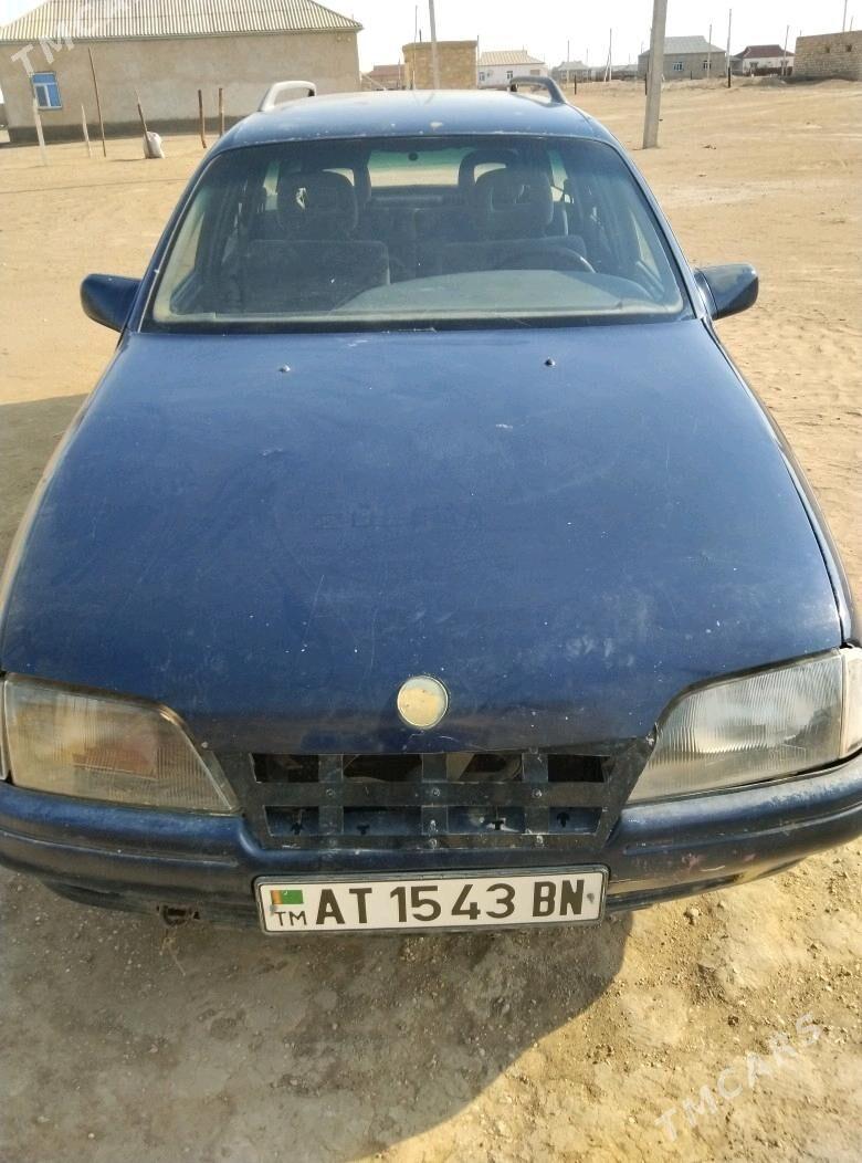 Opel Omega 1990 - 12 000 TMT - Esenguly - img 2