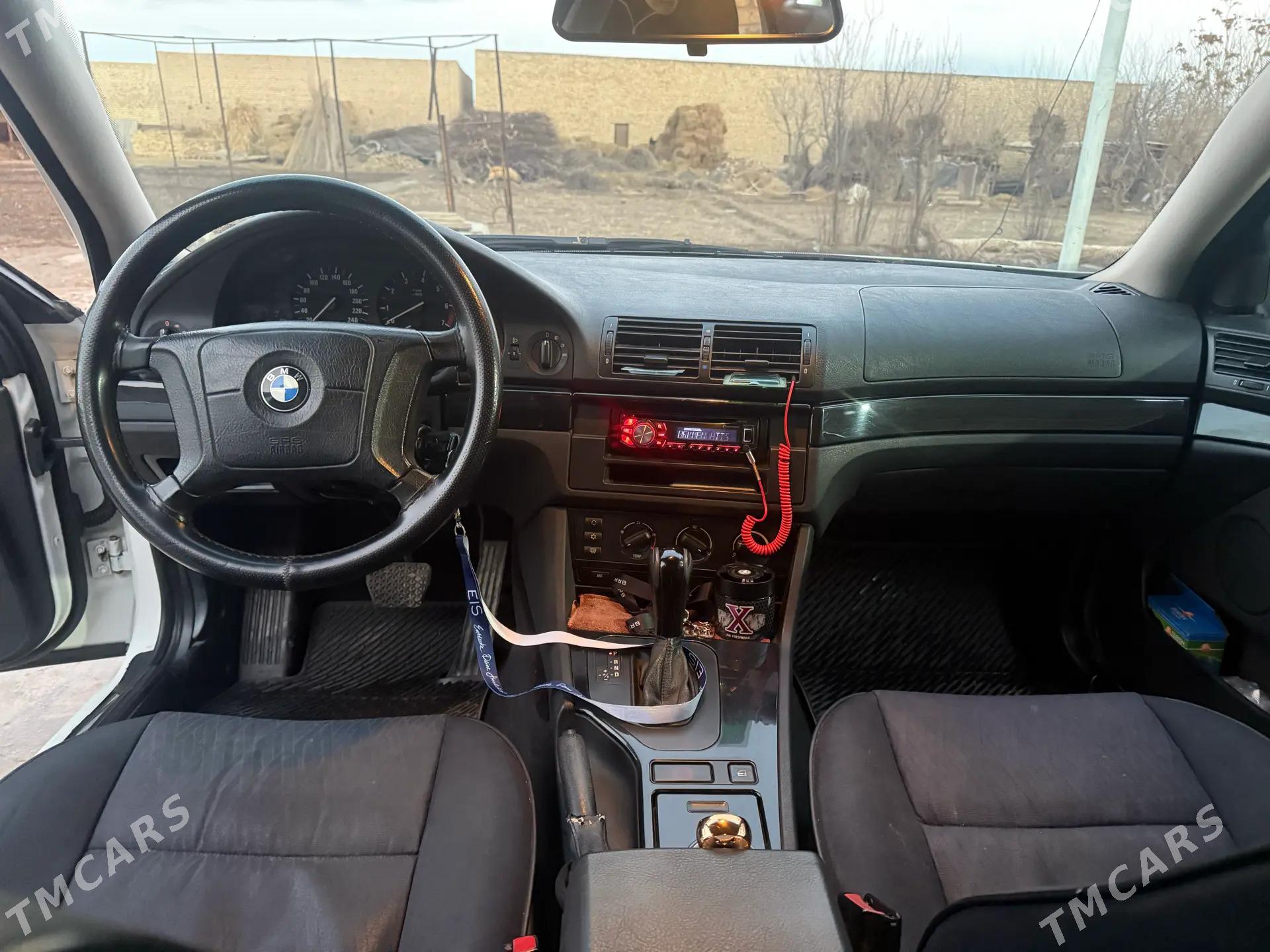 BMW 528 1999 - 90 000 TMT - Туркменабат - img 1
