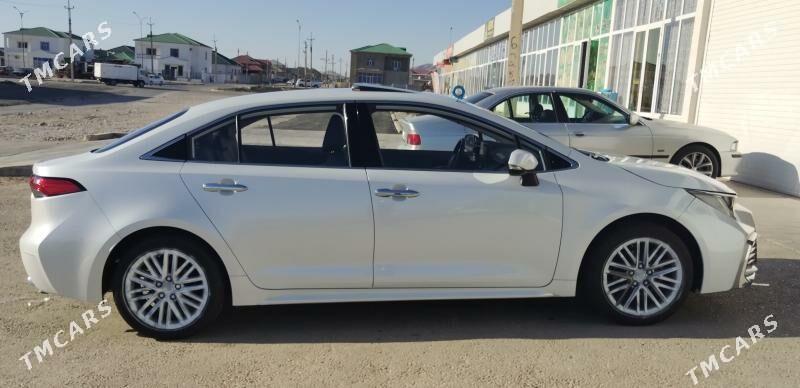 Toyota Corolla 2022 - 320 000 TMT - Balkanabat - img 2