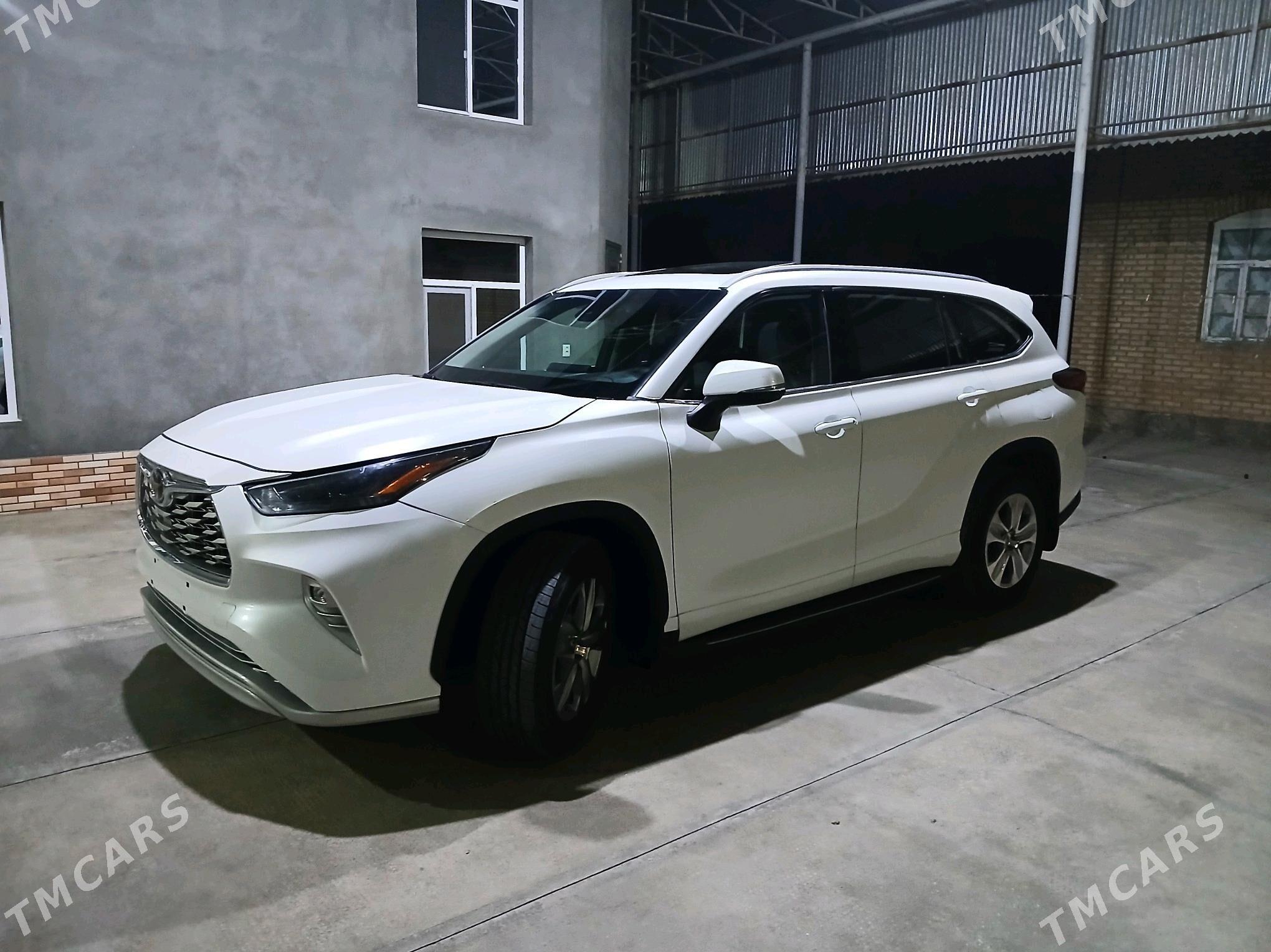 Toyota Highlander 2022 - 510 000 TMT - Мары - img 4