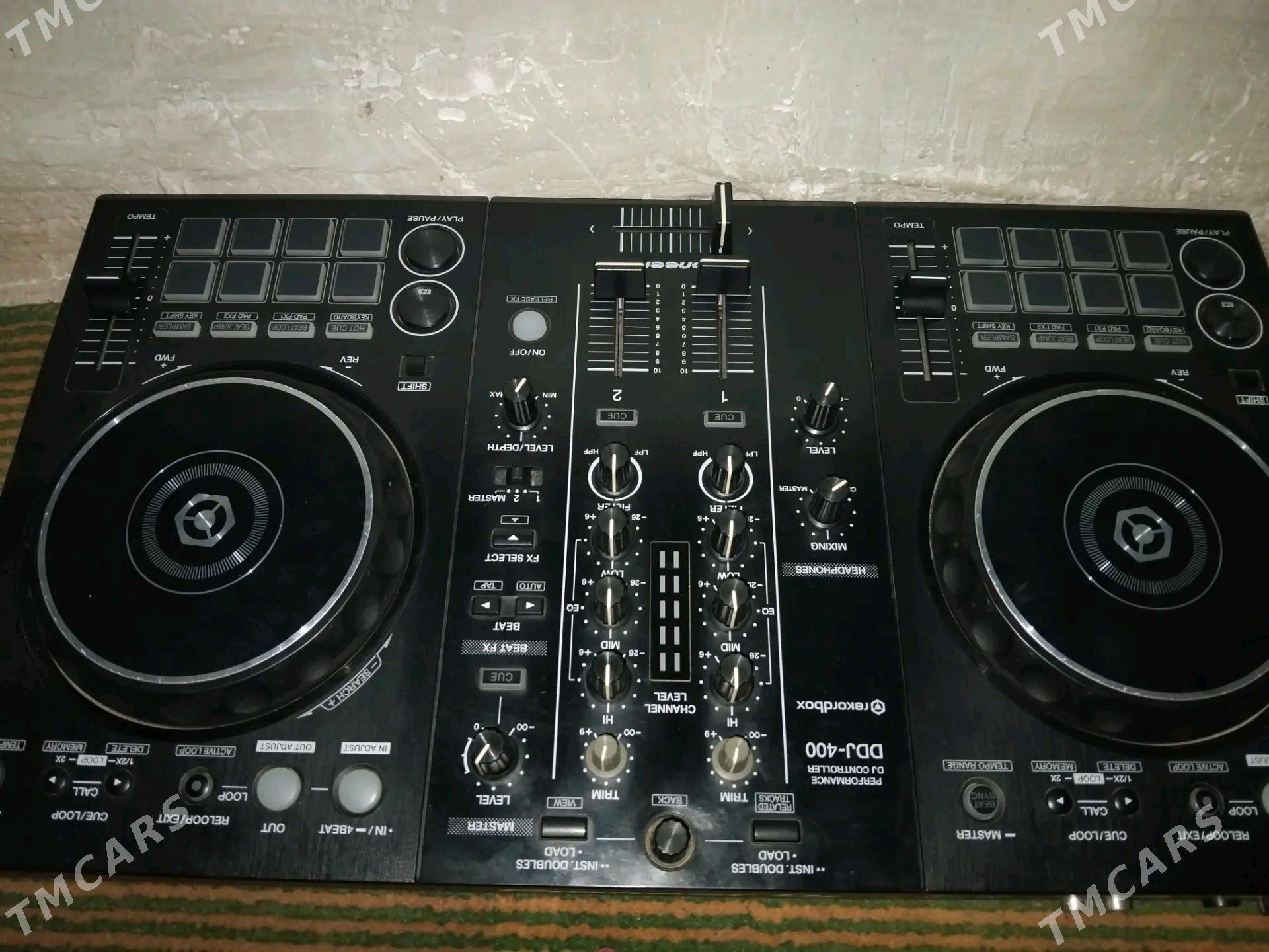 Pioneer DDJ-400 - Sakar - img 3