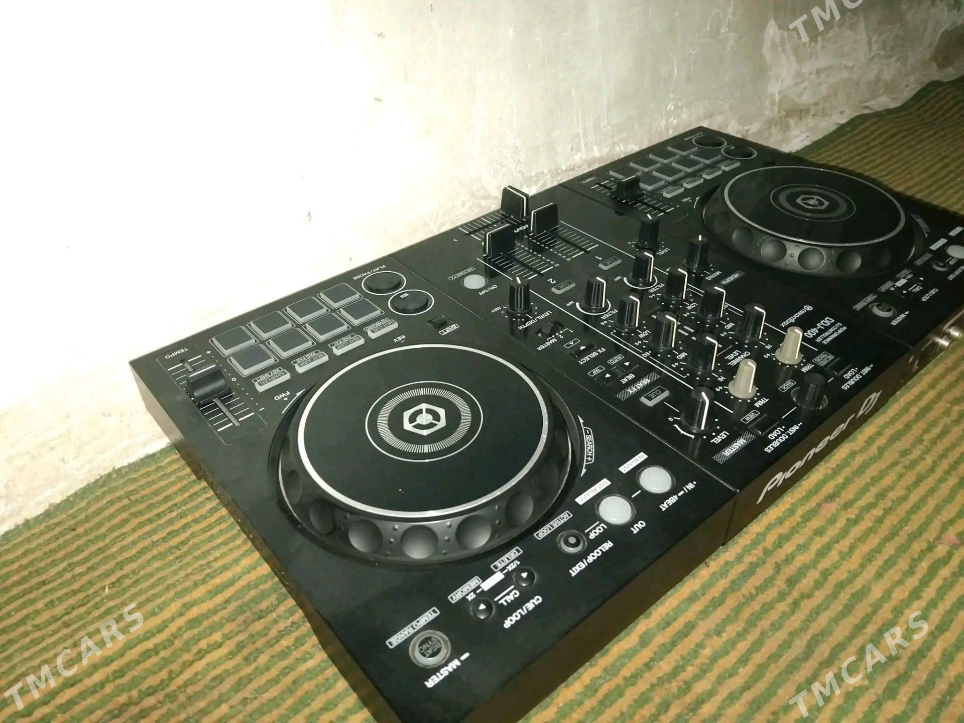 Pioneer DDJ-400 - Sakar - img 4
