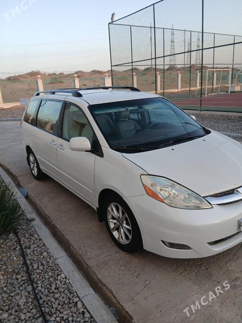 Toyota Sienna 2007 - 240 000 TMT - Aşgabat - img 3