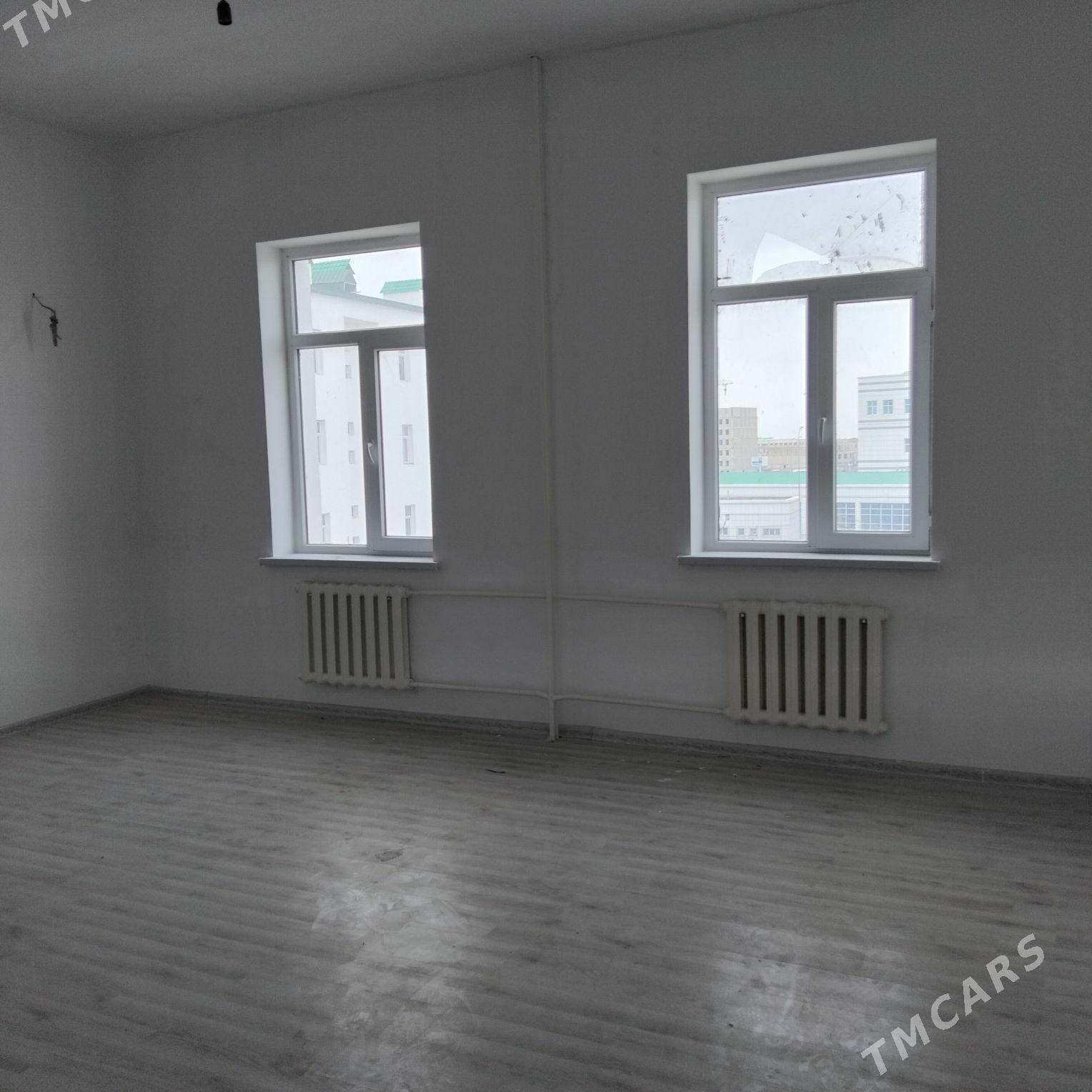 Элитка Рысгал 4этаж 3ком 178м² - Daşoguz - img 4