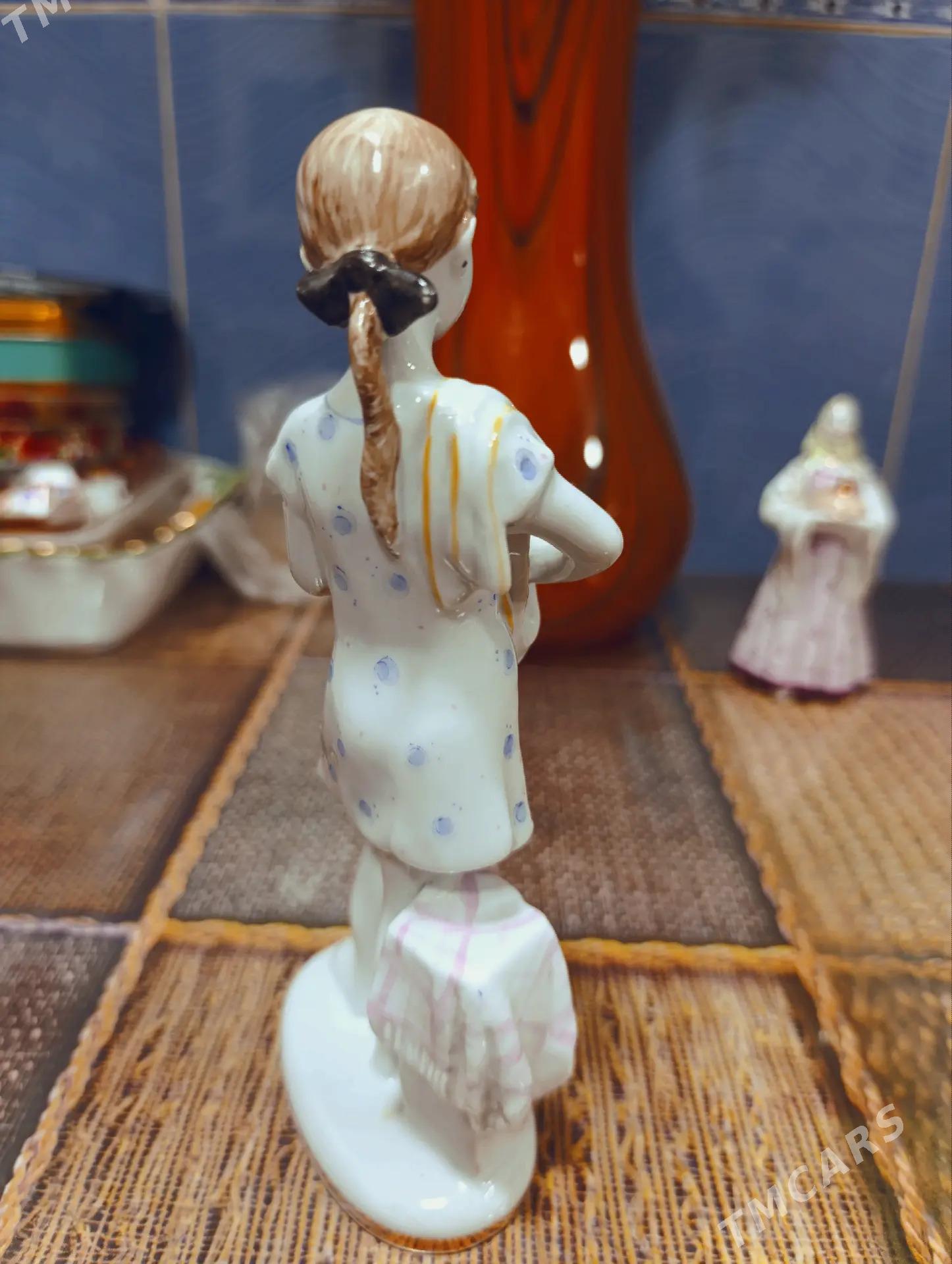 Статуэтка, Statuetka - Aşgabat - img 1