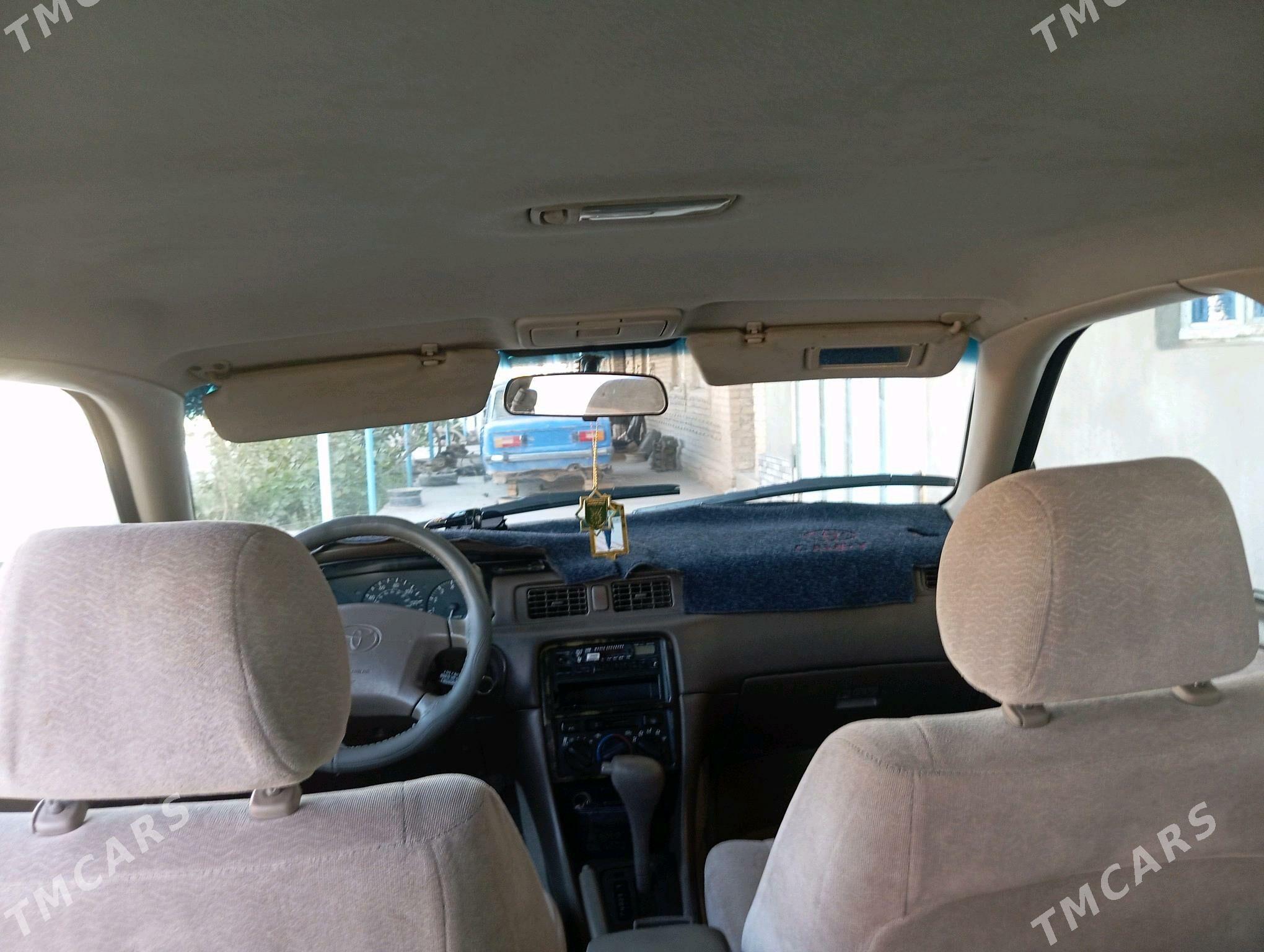Toyota Camry 1997 - 114 000 TMT - Çärjew - img 1