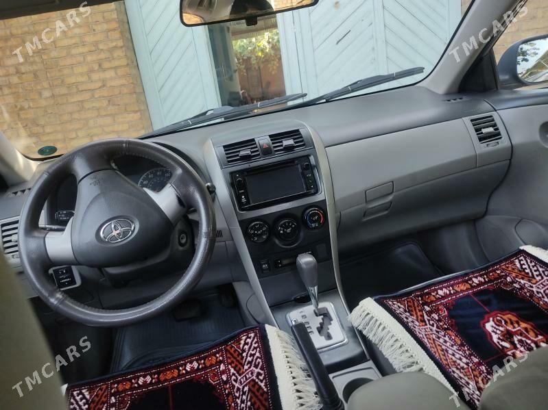 Toyota Corolla 2010 - 160 000 TMT - Туркменабат - img 2