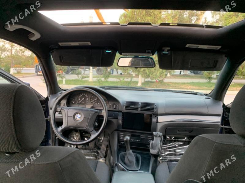 BMW E39 2000 - 105 000 TMT - Туркменабат - img 4