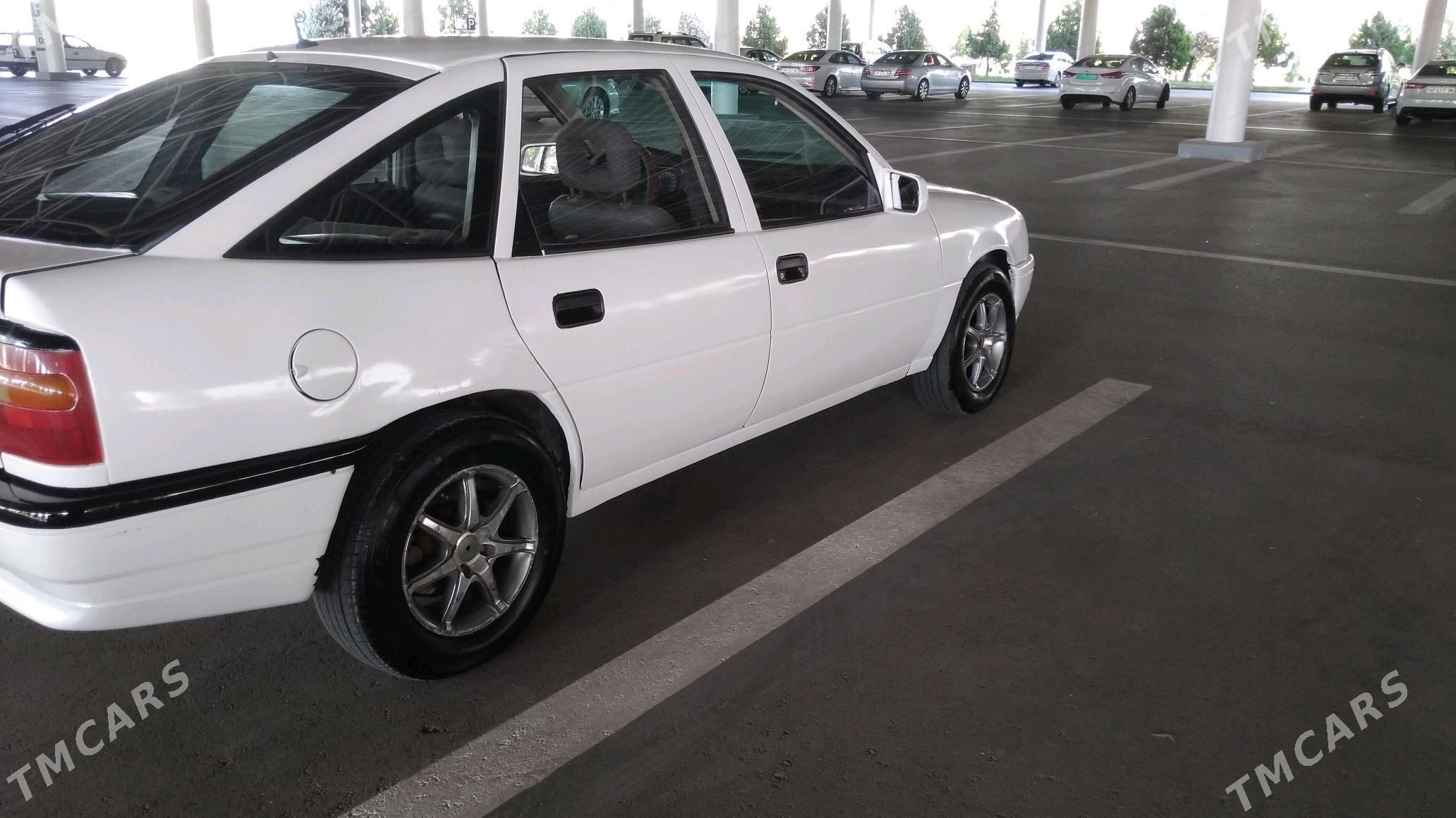 Opel Vectra 1991 - 35 000 TMT - Туркменбаши - img 3