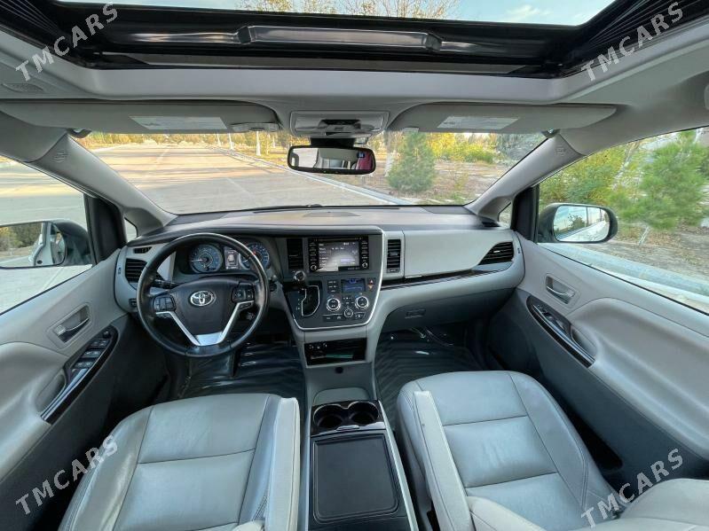 Toyota Sienna 2019 - 480 000 TMT - Балканабат - img 4