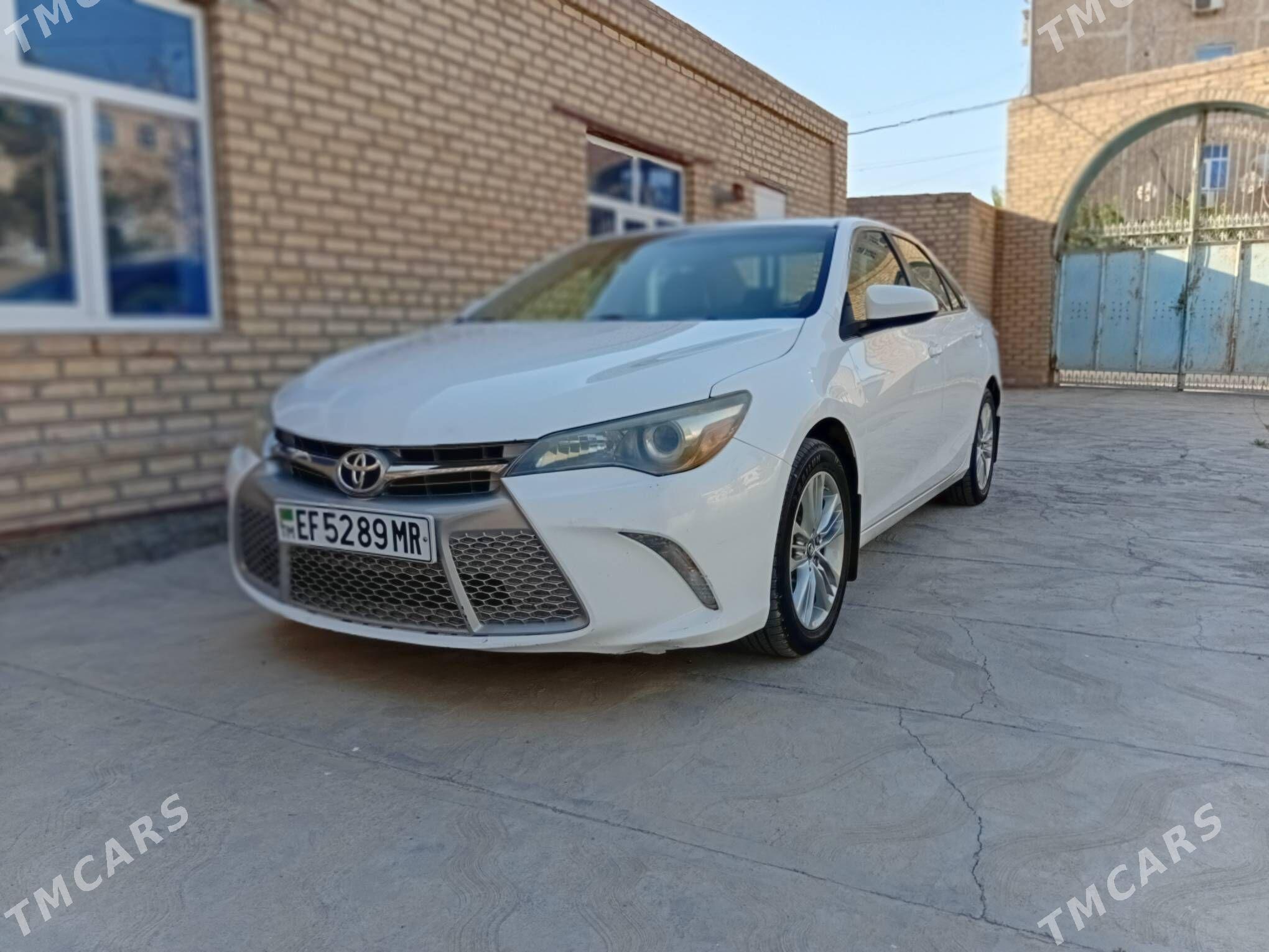 Toyota Camry 2017 - 300 000 TMT - Мары - img 1