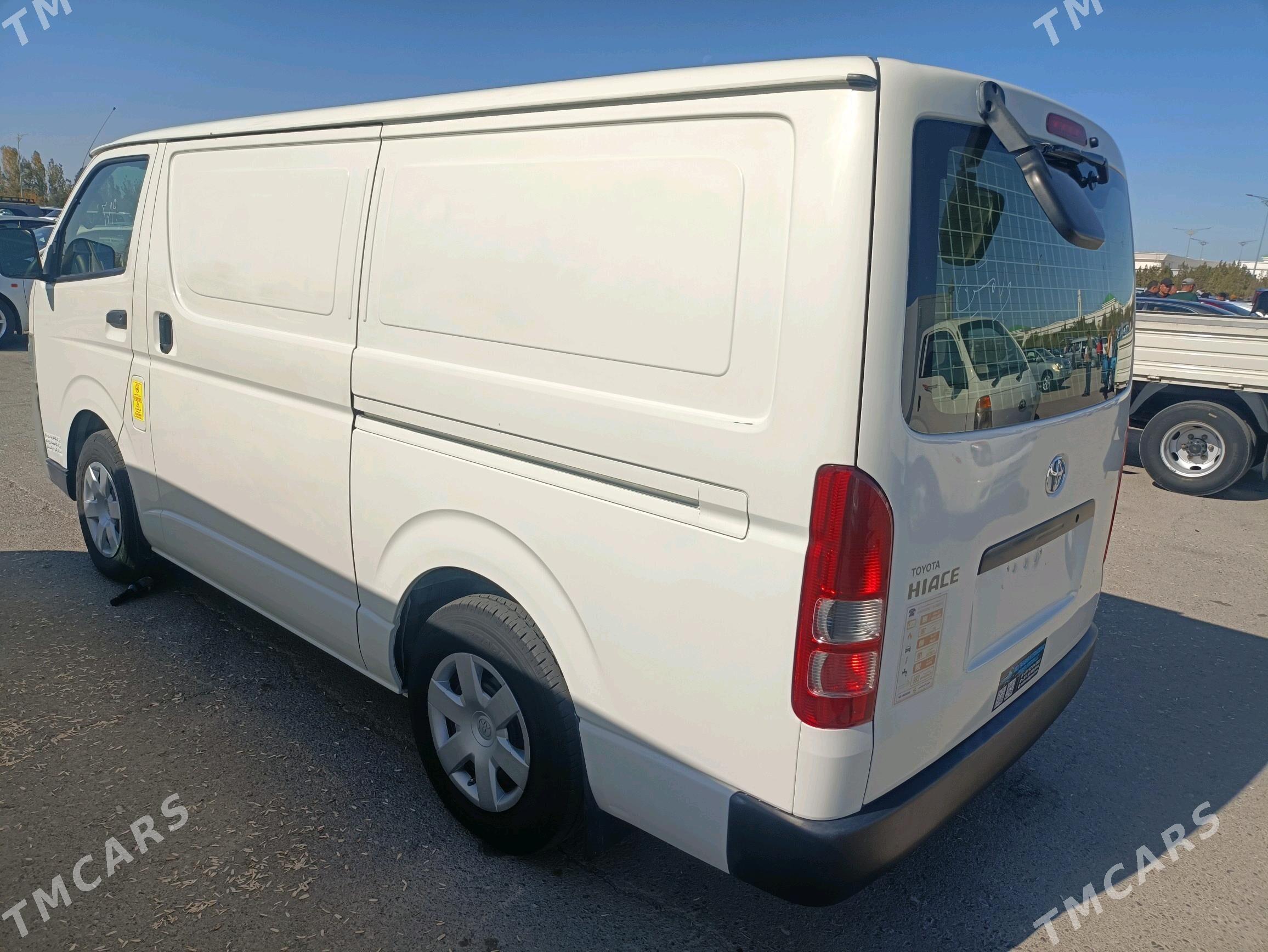 Toyota Hiace 2021 - 430 000 TMT - Кёнеургенч - img 1