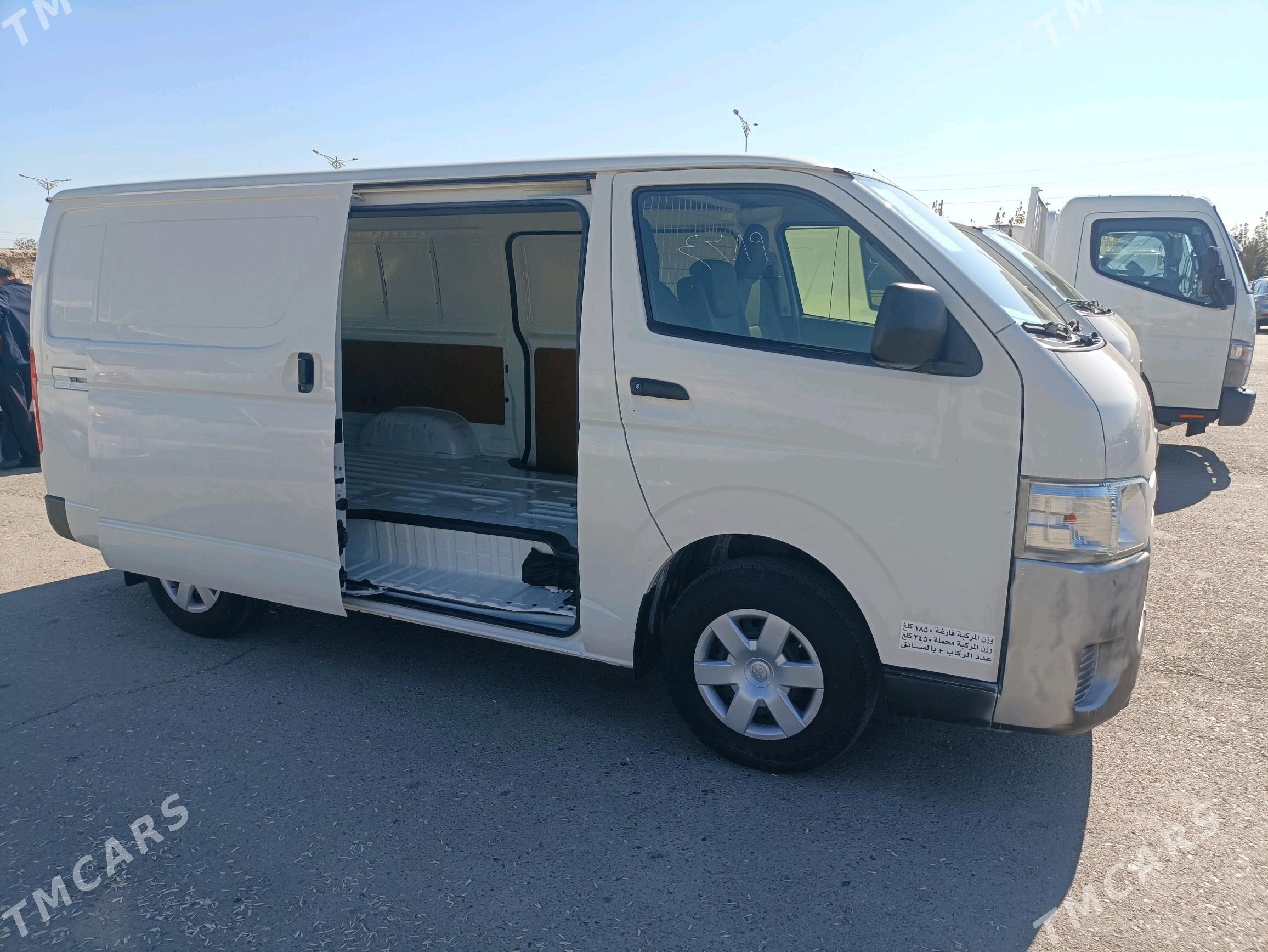 Toyota Hiace 2021 - 430 000 TMT - Кёнеургенч - img 7