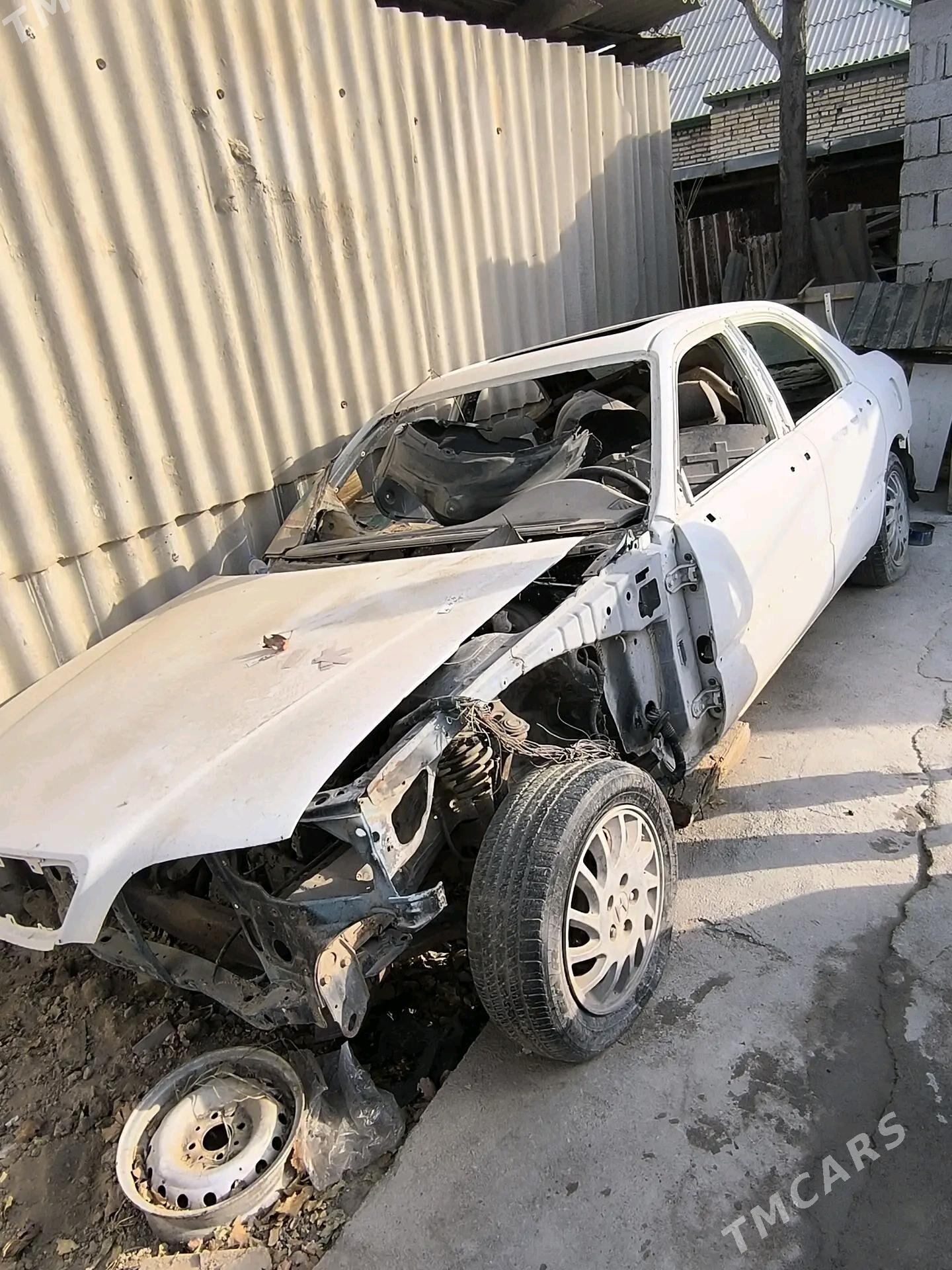 Honda Acura 1998 - 10 000 TMT - Änew - img 4