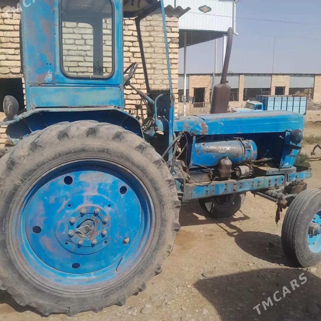 MTZ T-28 1985 - 50 000 TMT - Тагтабазар - img 1