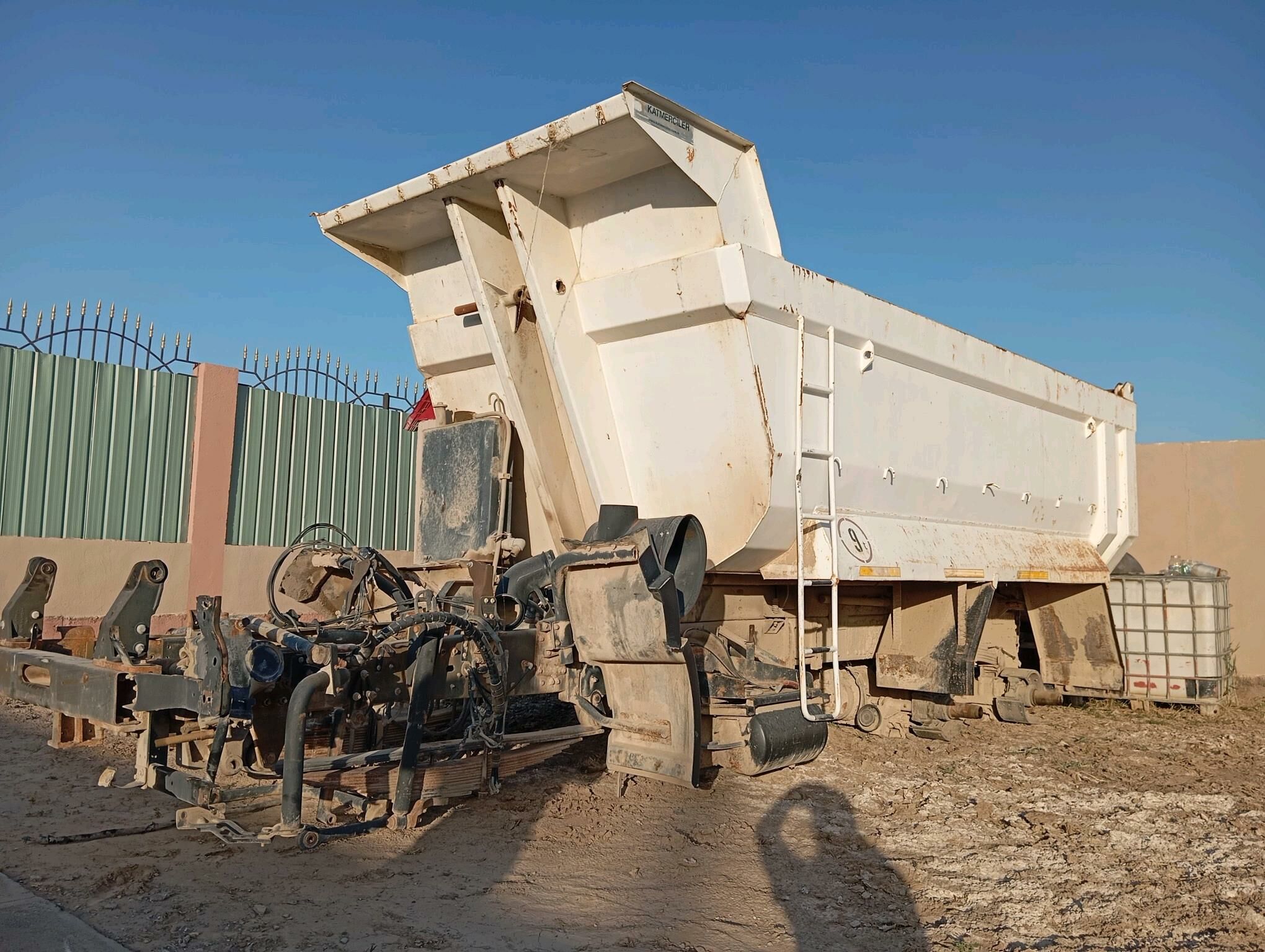 Ford morda 400 000 TMT - Ruhabat (90-njy razýezd) - img 1