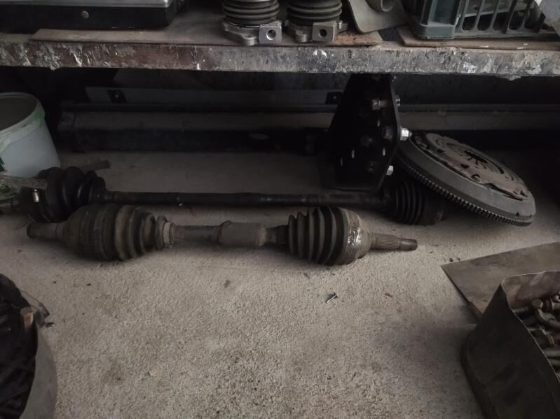 LACETTİ KAROPKA GRANAT MAHAWİK PADUŞKA KARZİNA 1 200 TMT - Aşgabat - img 3