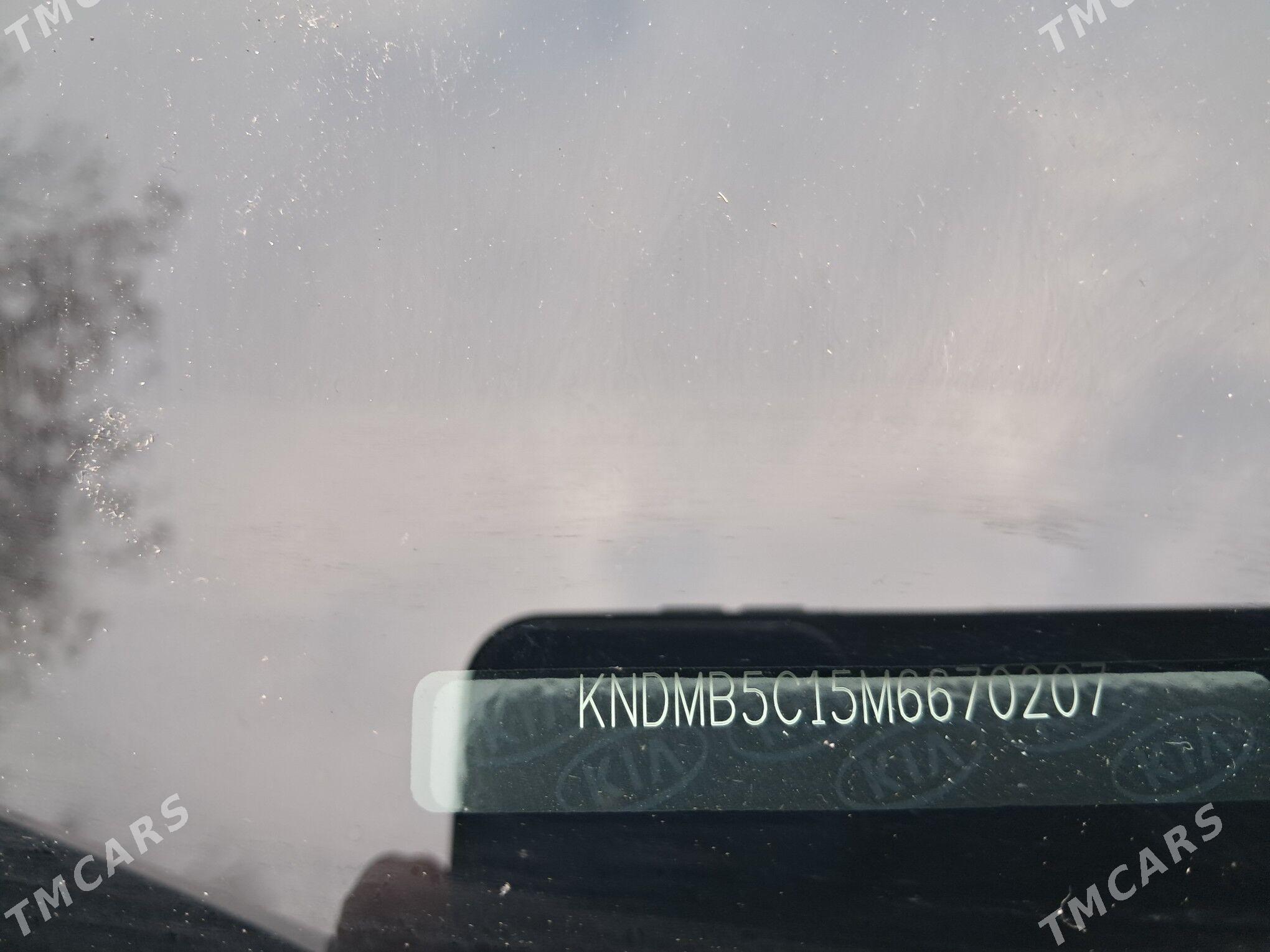 Kia Sedona 2021 - 310 000 TMT - Aşgabat - img 4