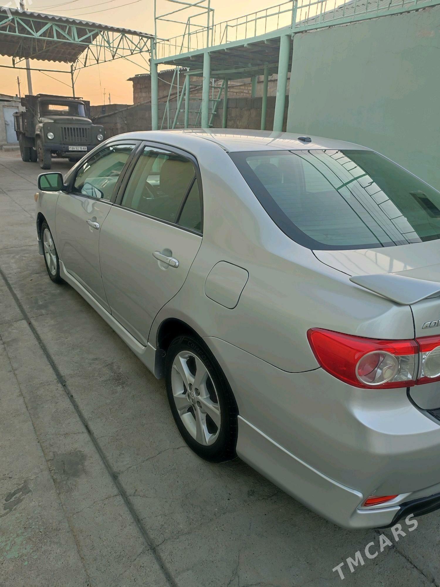 Toyota Corolla 2011 - 166 000 TMT - Gökdepe - img 4