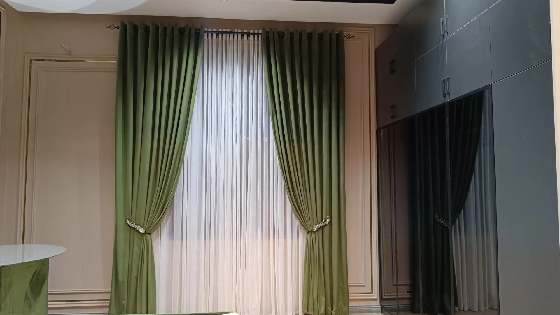 zalyuz jalyuz tutula - Änew - img 2