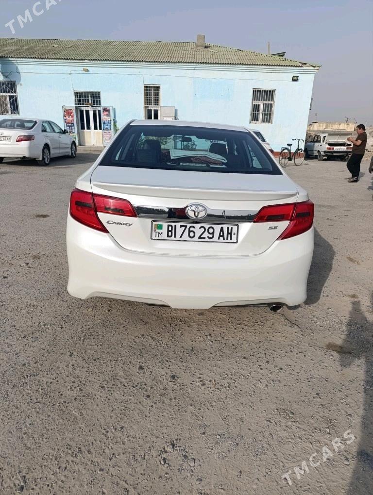 Toyota Camry 2013 - 225 000 TMT - Gökdepe - img 4