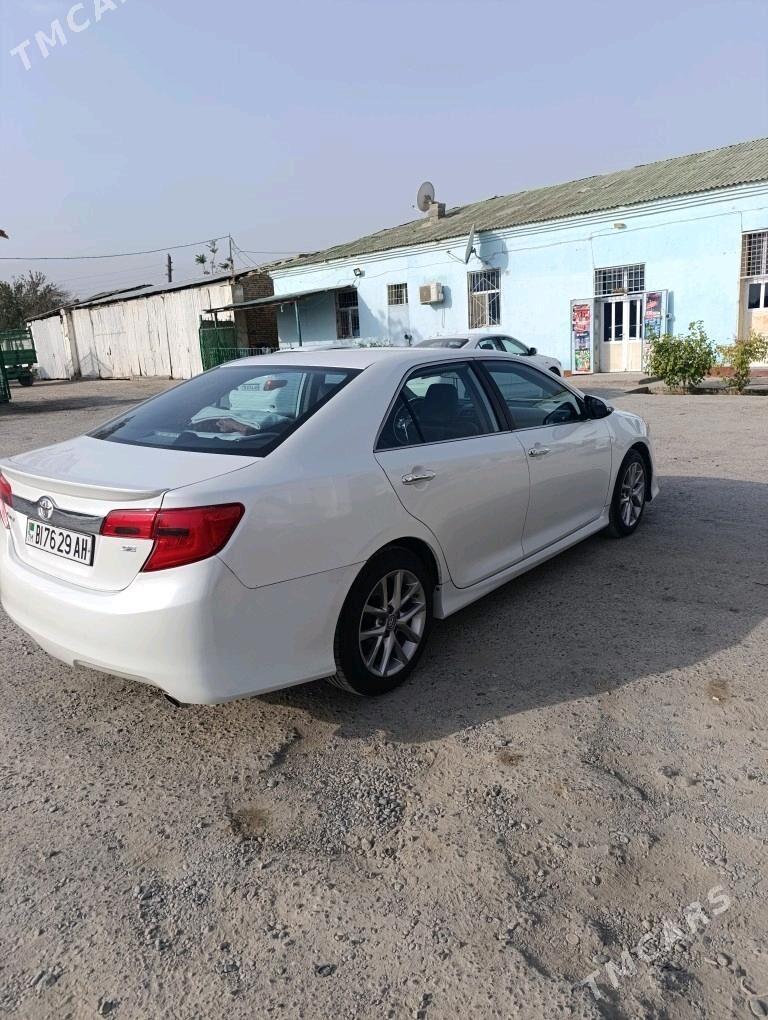 Toyota Camry 2013 - 225 000 TMT - Gökdepe - img 5