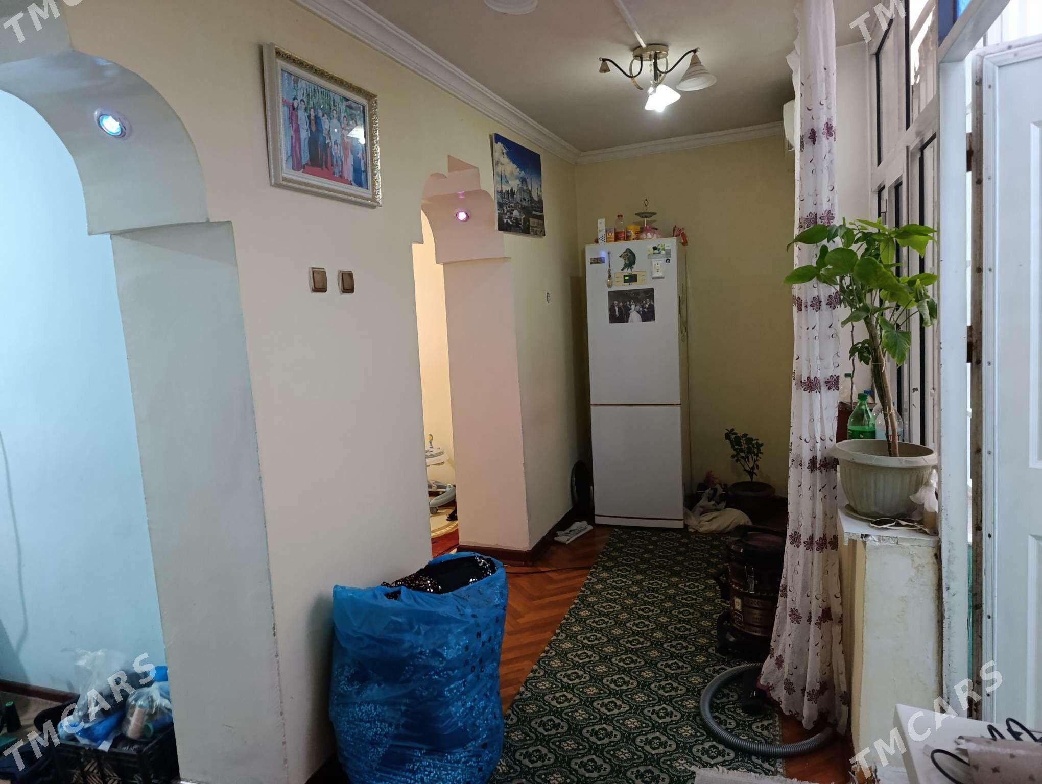 Banlisan arkasy - Бахарден - img 3