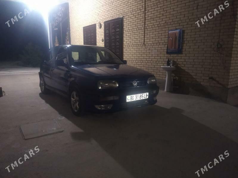 Volkswagen Golf 1994 - 30 000 TMT - Чарджоу - img 4