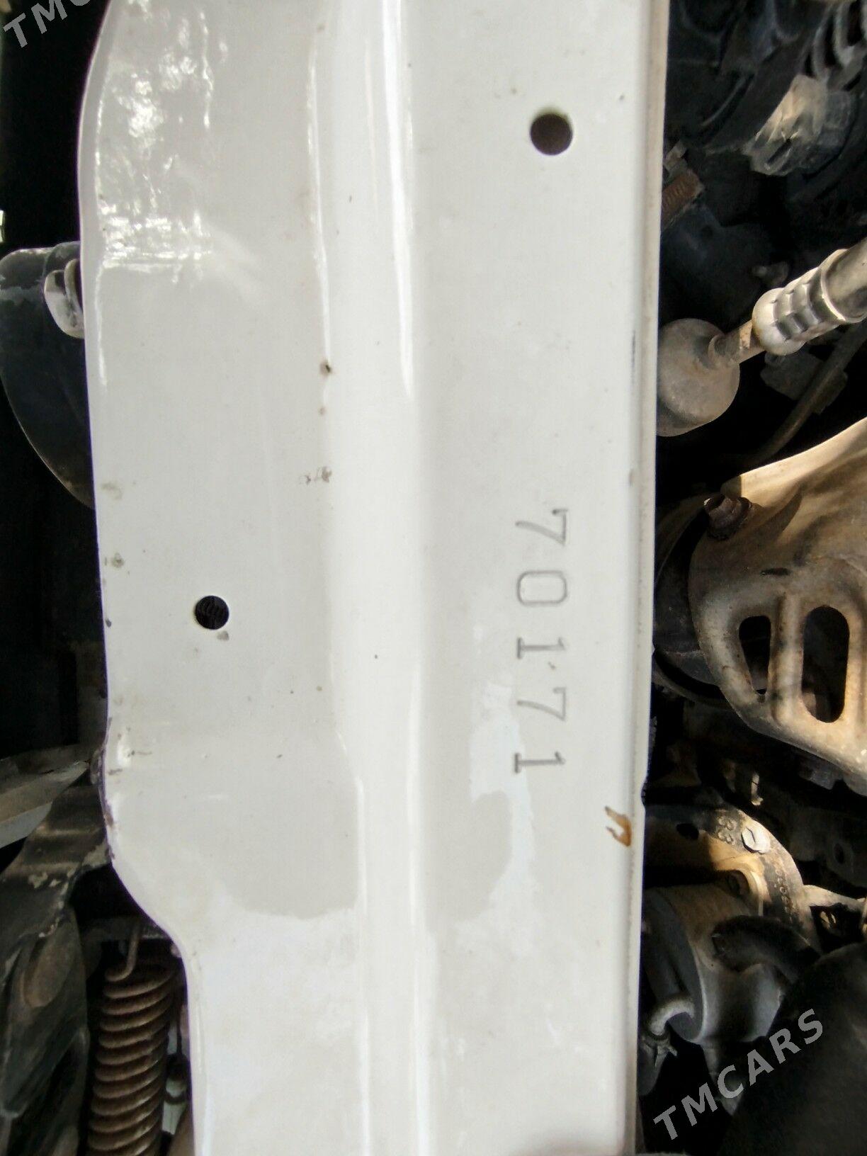 Toyota Camry 2010 - 200 000 TMT - Mary - img 3