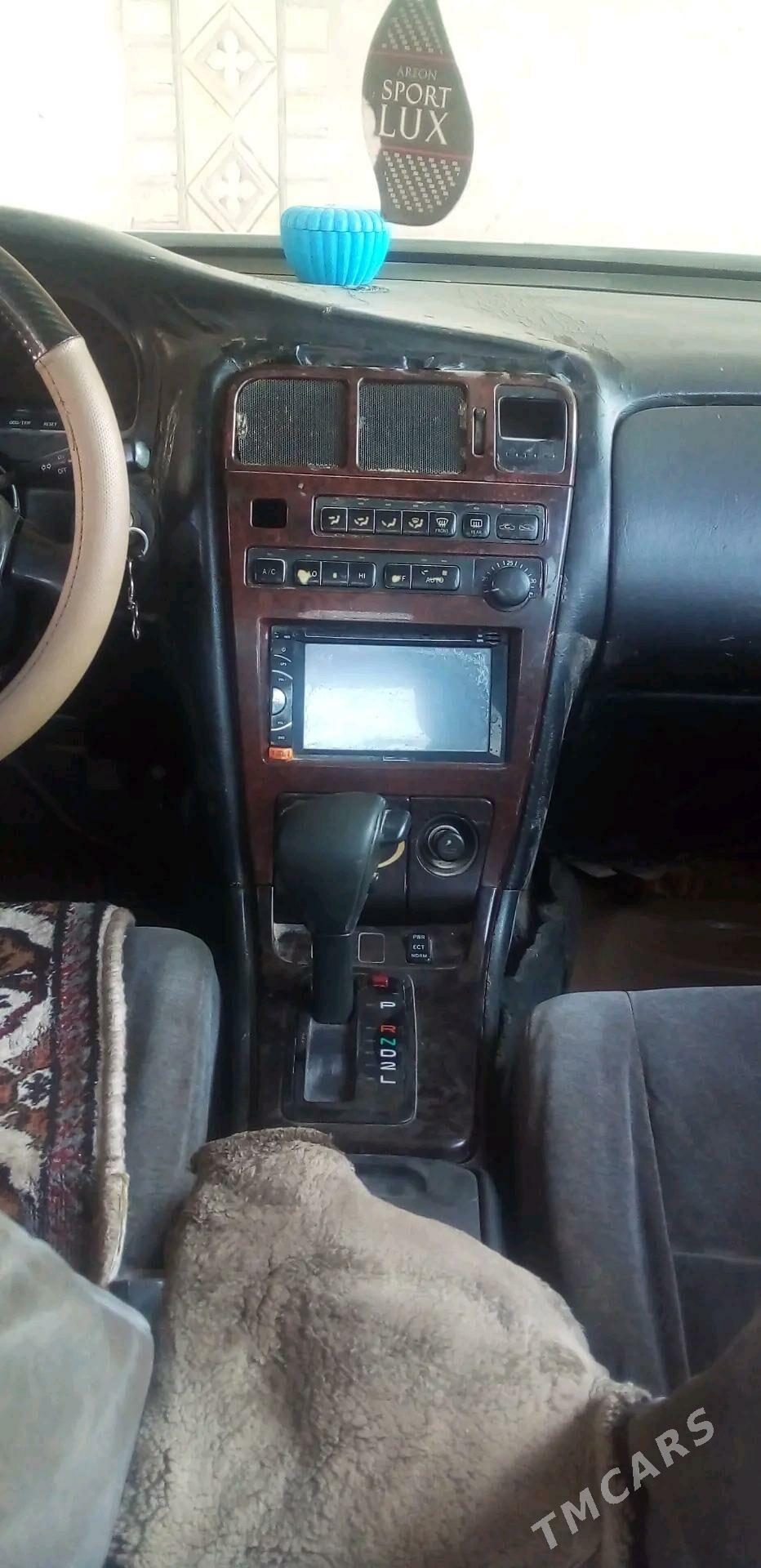 Toyota Mark II 1994 - 50 000 TMT - Гурбансолтан Едже - img 6