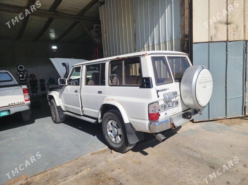Nissan Patrol 1991 - 120 000 TMT - Хазар - img 2