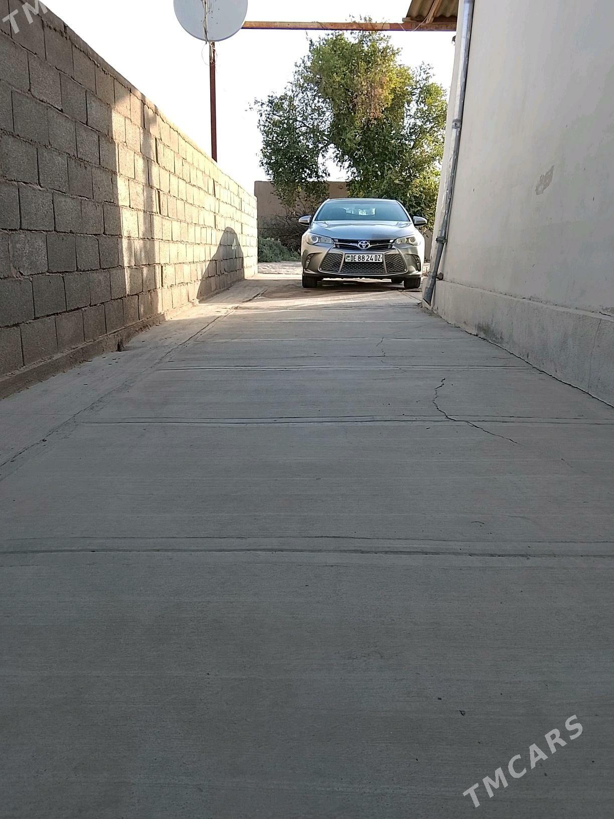 Toyota Camry 2015 - 280 000 TMT - Gurbansoltan Eje - img 3