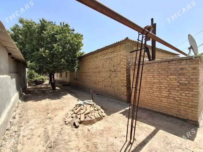 Satlyk Howly B-ali sentr - Байрамали - img 1