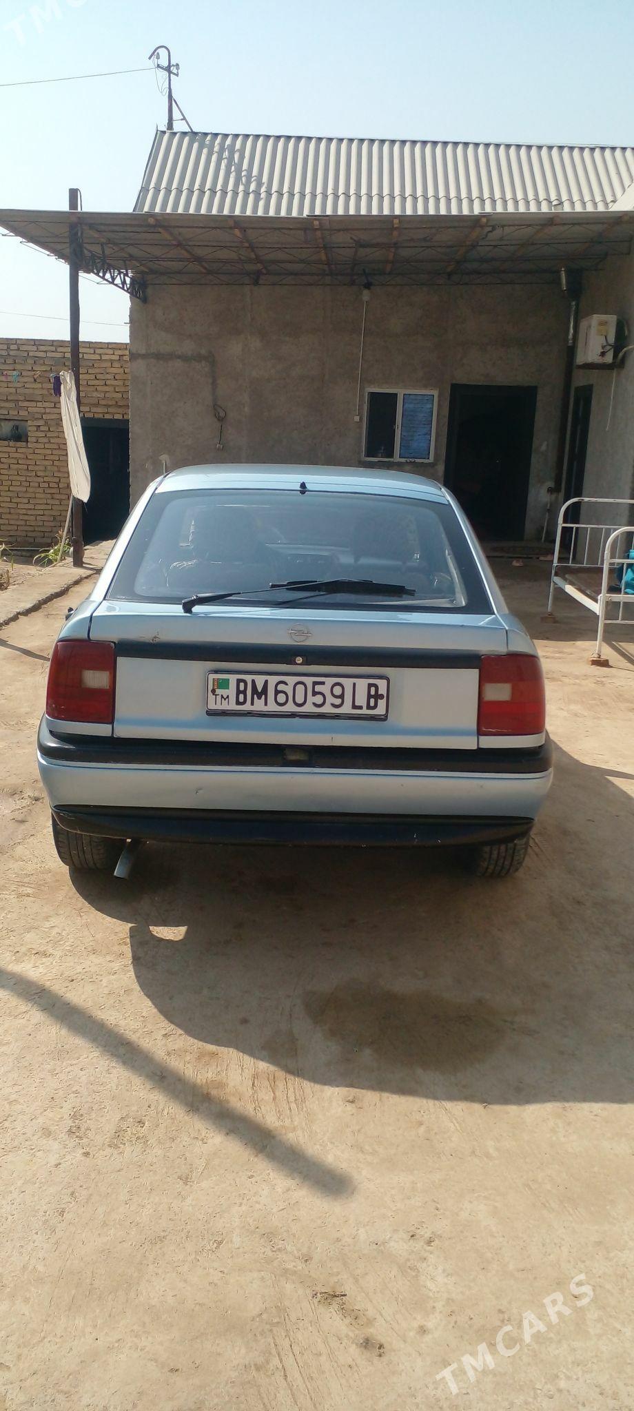 Opel Vectra 1993 - 24 000 TMT - Dostluk - img 1
