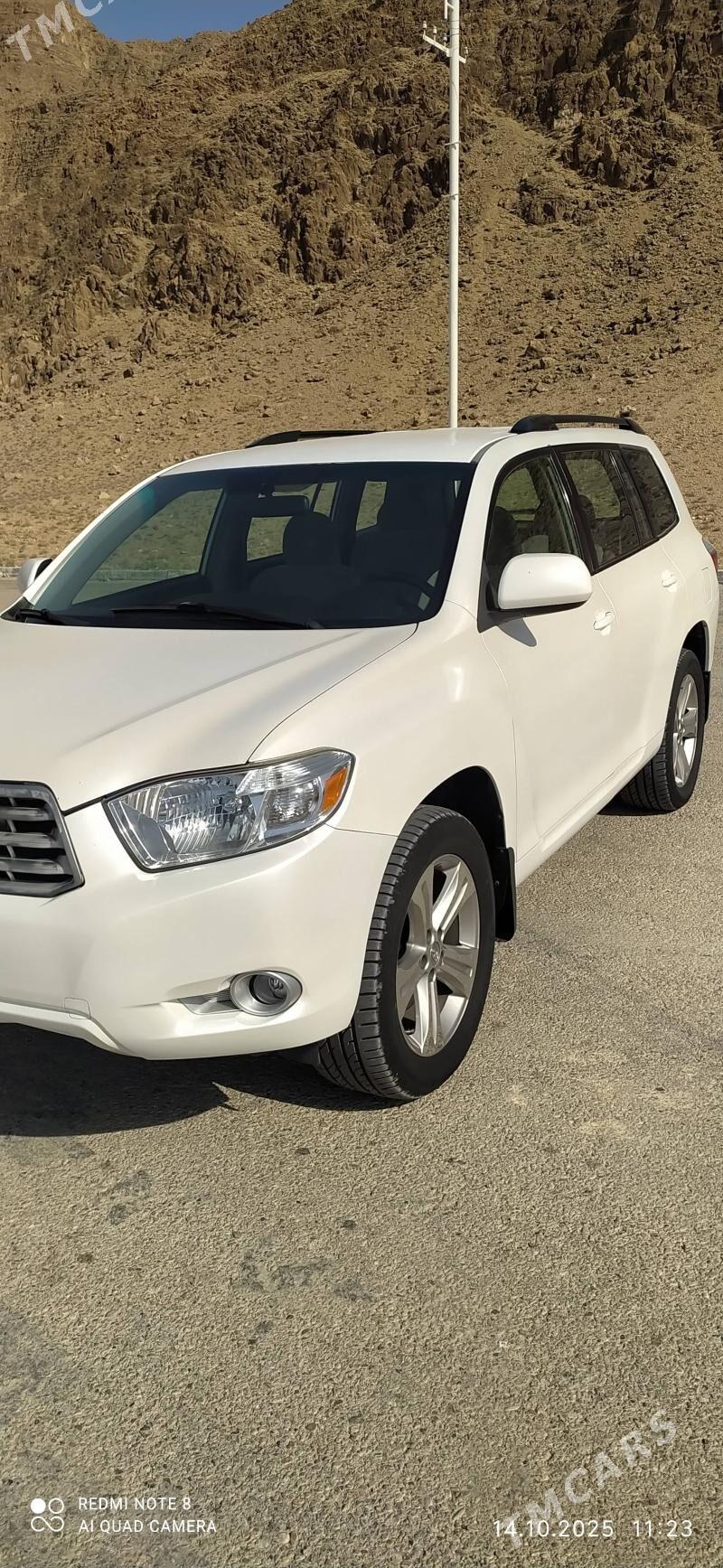 Toyota Highlander 2009 - 265 000 TMT - Балканабат - img 1