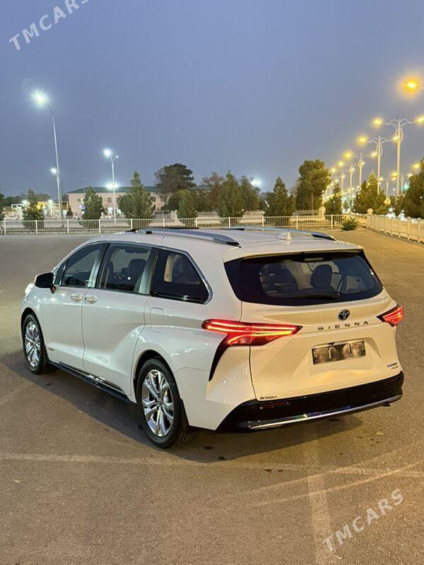 Toyota Sienna 2021 - 650 000 TMT - Ашхабад - img 3