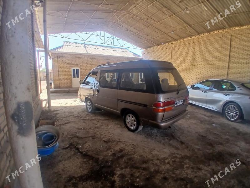 Toyota Town Ace 1994 - 55 000 TMT - Мургап - img 5