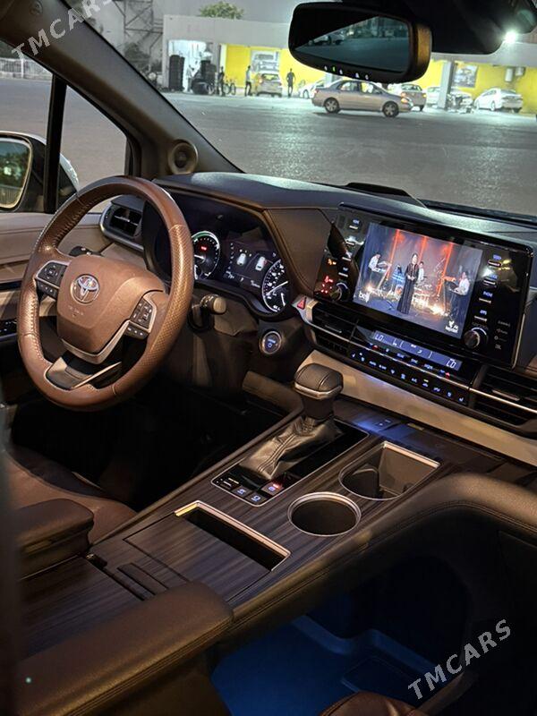 Toyota Sienna 2021 - 650 000 TMT - Ашхабад - img 8