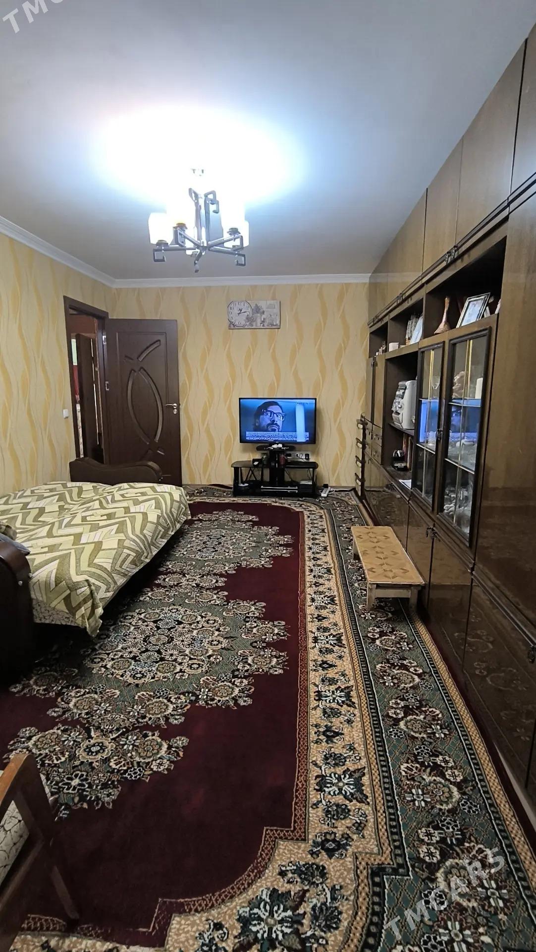 Ипоте30 мкрн 2 этаж 2 комнаты - 30 мкр - img 7