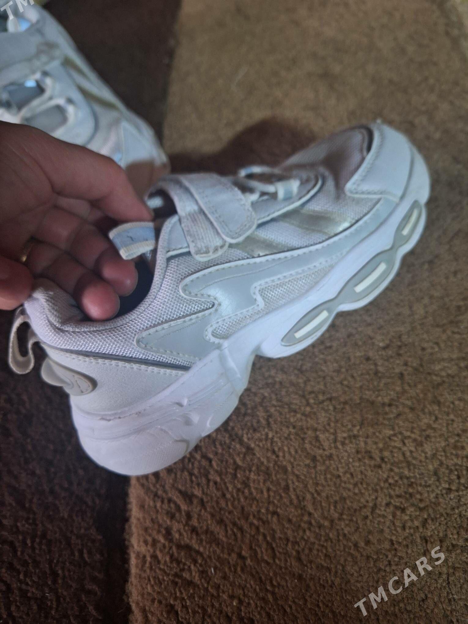 обувь на мальчика 32-33 размер - Мары - img 10