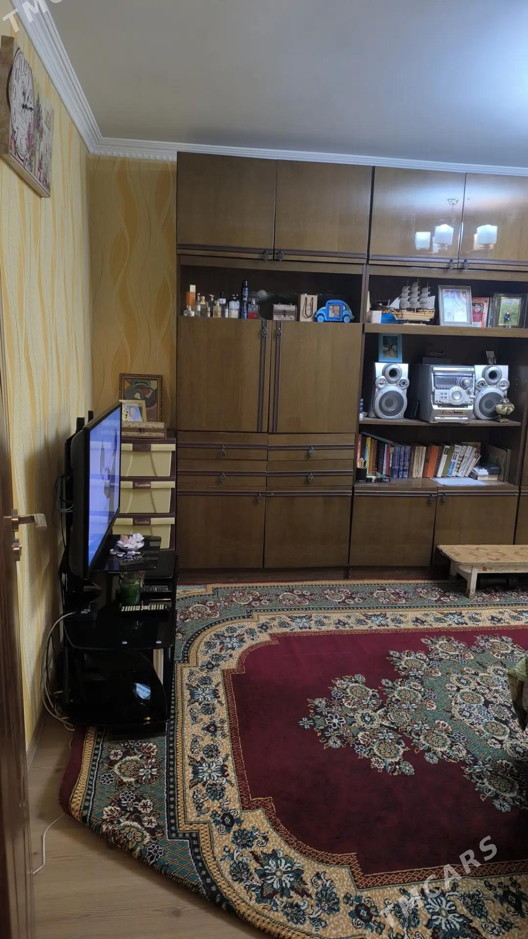 Ипоте30 мкрн 2 этаж 2 комнаты - 30 мкр - img 4