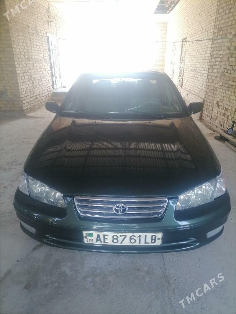 Toyota Camry 2000 - 140 000 TMT - Dänew - img 2