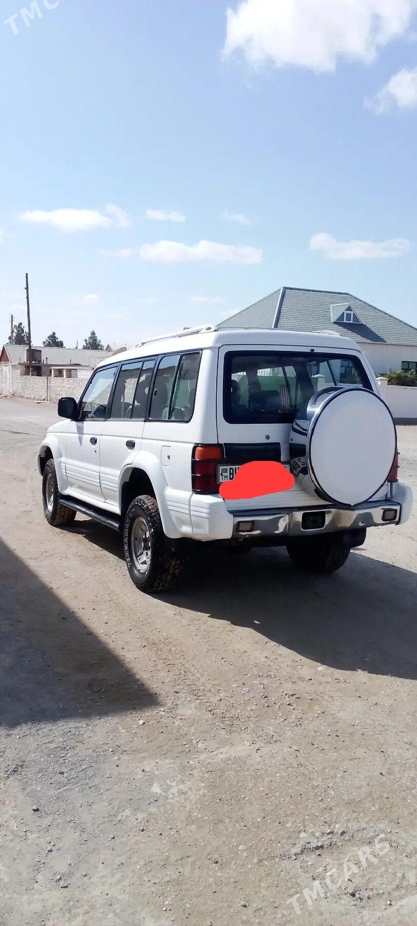 Mitsubishi Montero 1996 - 70 000 TMT - Джебел - img 3