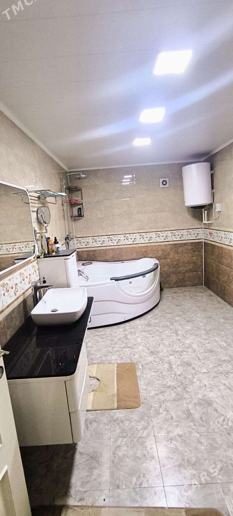 satlyk jay - Mary - img 2