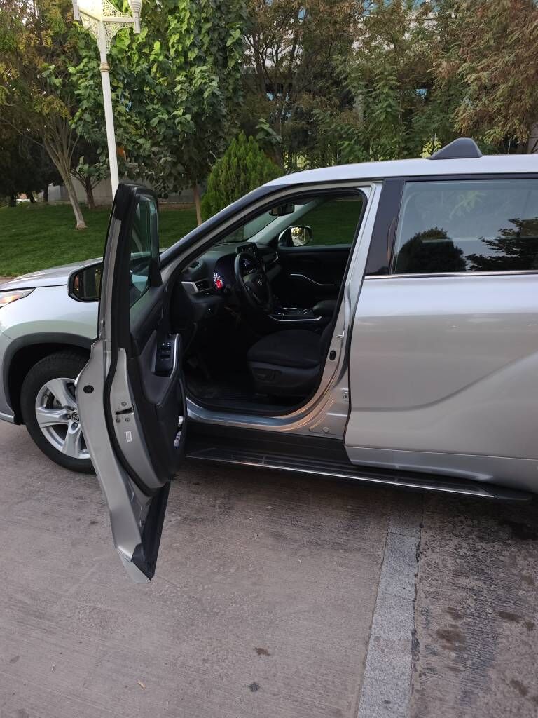 Toyota Highlander 2022 - 500 000 TMT - Мары - img 7