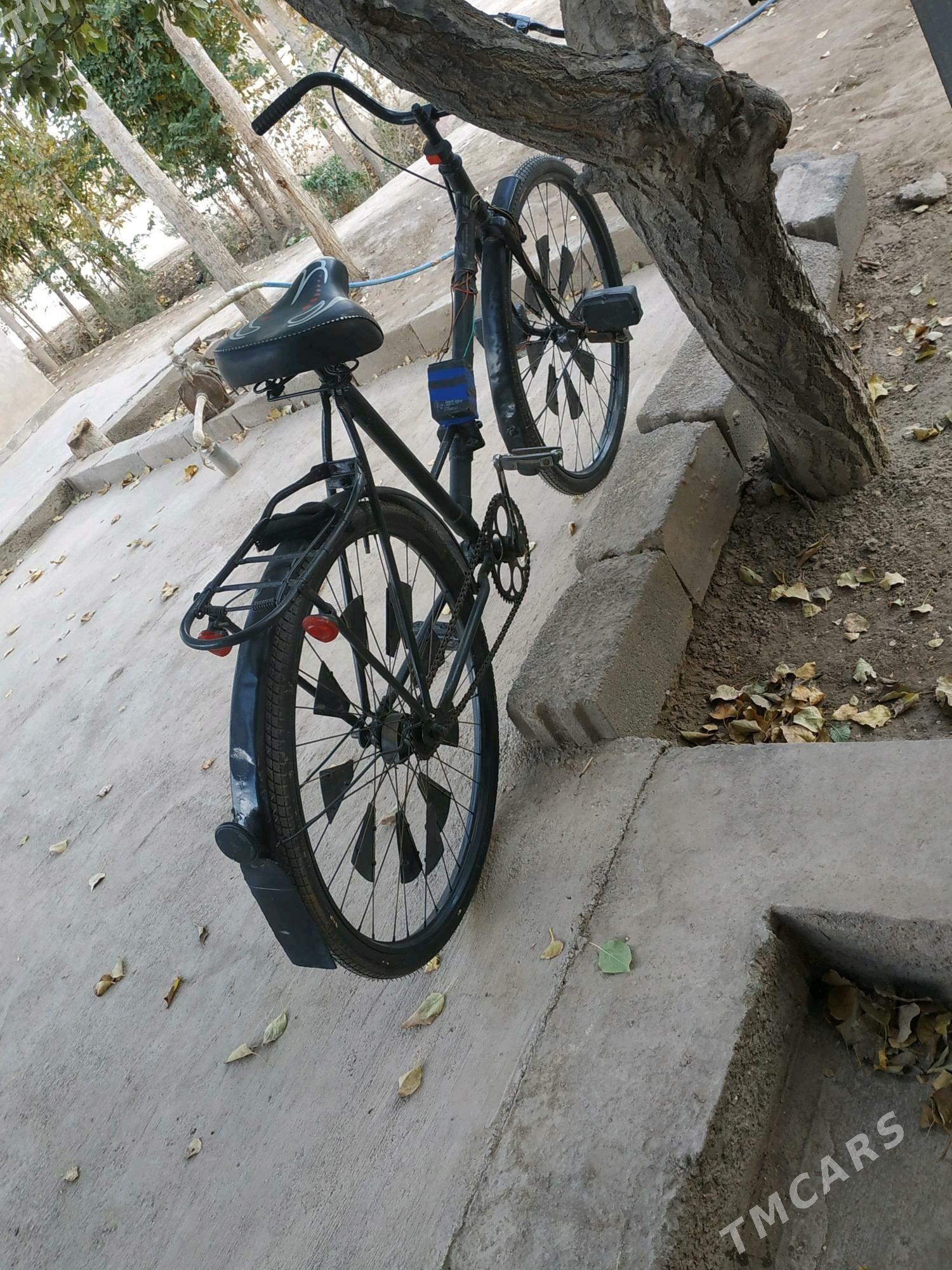 Welosipet - Gurbansoltan Eje - img 1