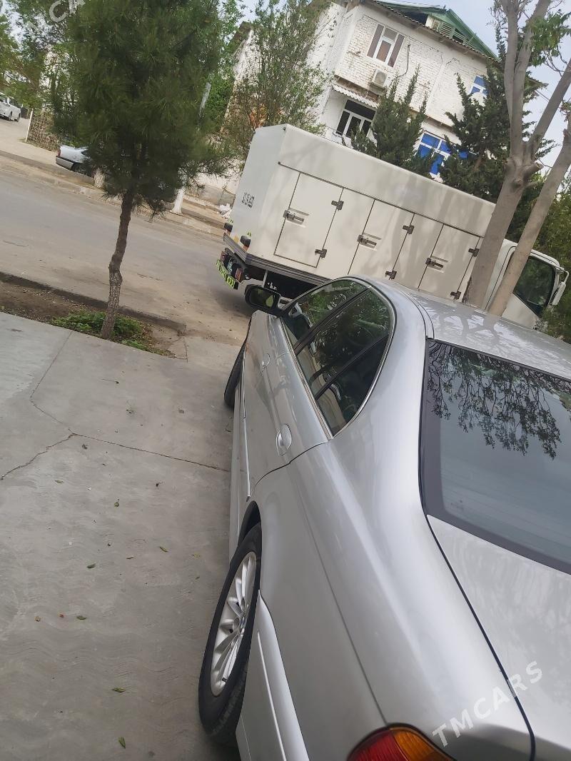 BMW 525 2001 - 125 000 TMT - Туркменбаши - img 5