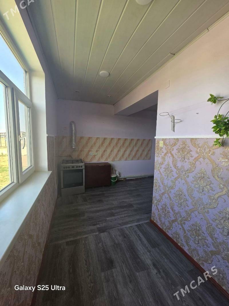  90 разьезд 4 комнаты 2 эт - Aşgabat - img 8