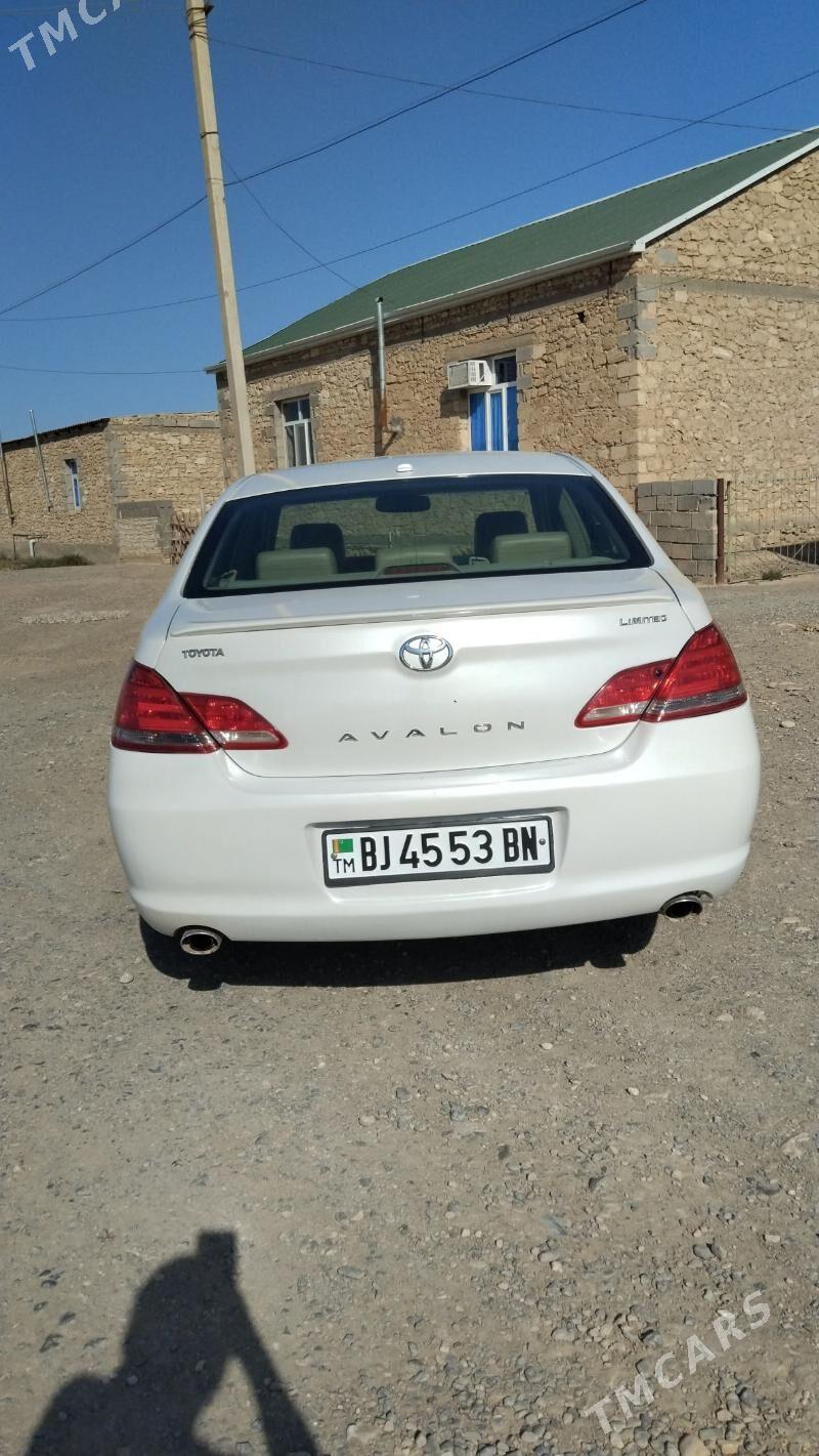 Toyota Avalon 2005 - 150 000 TMT - Gyzylarbat - img 1