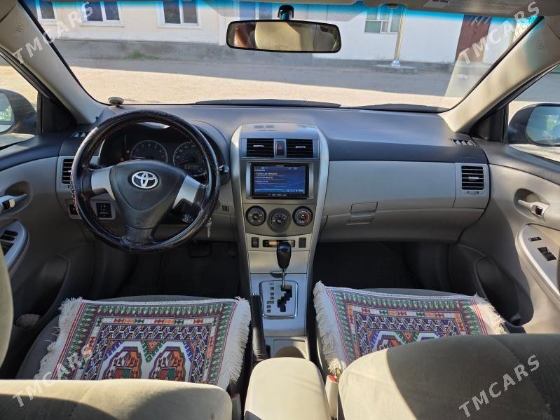 Toyota Corolla 2011 - 160 000 TMT - Дашогуз - img 3